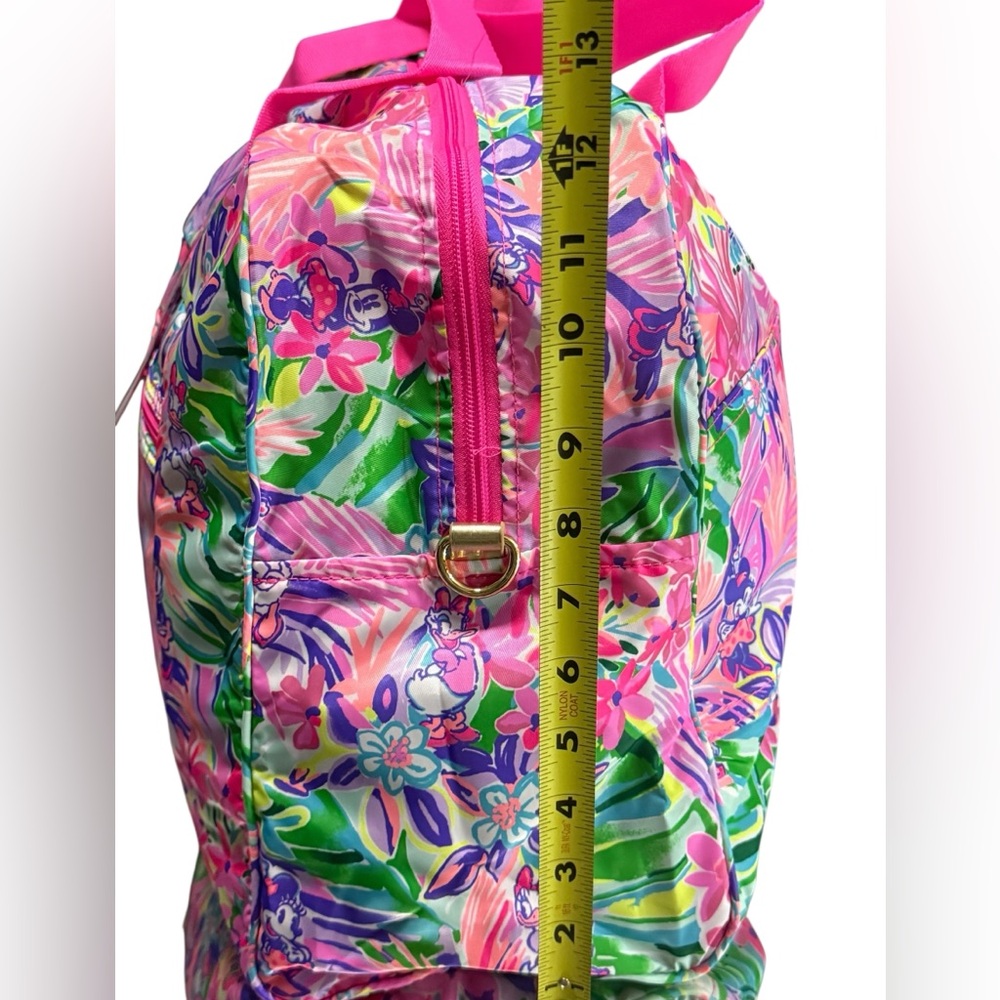 Disney Dreams Lilly Pulitzer Bag Perfect personal item to use for your vacation - Picture 4 of 14